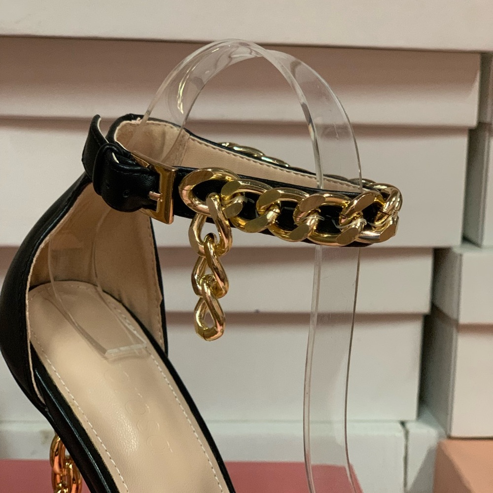 Women’s Ankle Strap Gold Chain Detail High Heel Sandal in Black Faux Leather - Picture 10 of 16